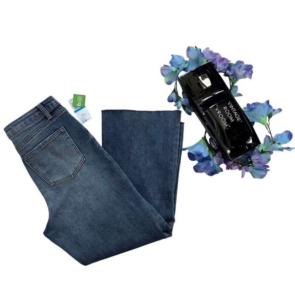 Tinseltown NWT High Rise Flare Jeans Juniors 9 - Picture 1 of 11